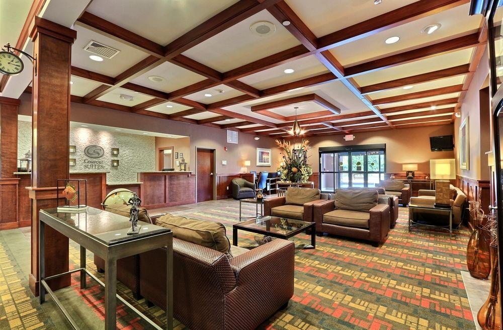 Comfort Suites Grand Rapids North Comstock Park Luaran gambar